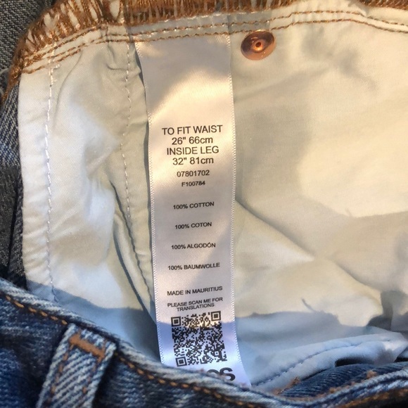 ASOS DESIGN mom jeans in dark blue. Size W26 L32. - Picture 9 of 9